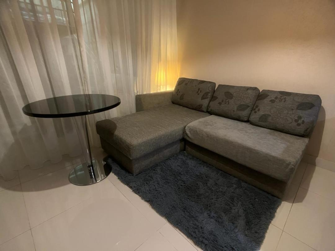 Ichi Uchi 一家 Pangsapuri Kuala Lumpur